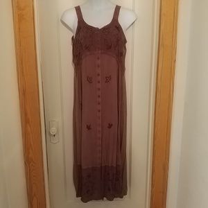 Flying High women's sleeveless midi/maxi button-up dress XL maroon embroidery